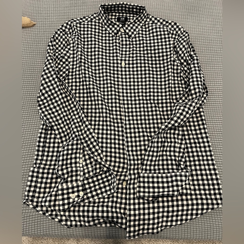 H&M Monochrome Checkered Casual Shirt